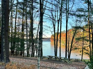 175 Laurel Trl #175, Greentown, PA 18426