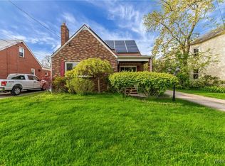 736 Longmeadow Rd, Amherst, NY 14226