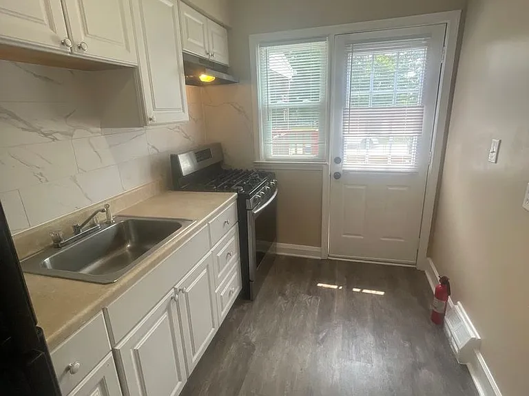 551 Welbrook Rd — Photo 2