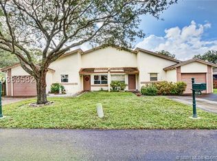 6500 NW 4th St, Plantation, FL 33317