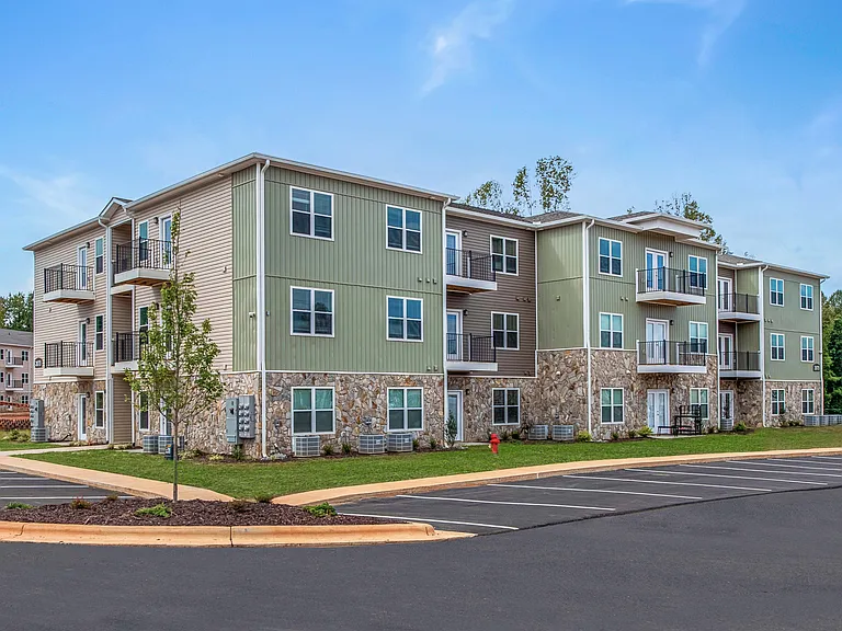 Preston Park Apartments in Burlington, NC