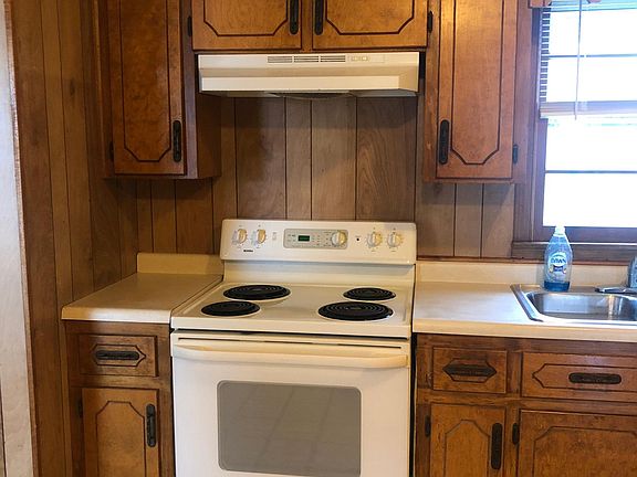 5th image of 267 N Richardson St