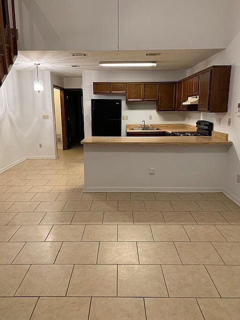 1st image of 2378 Tina Dr