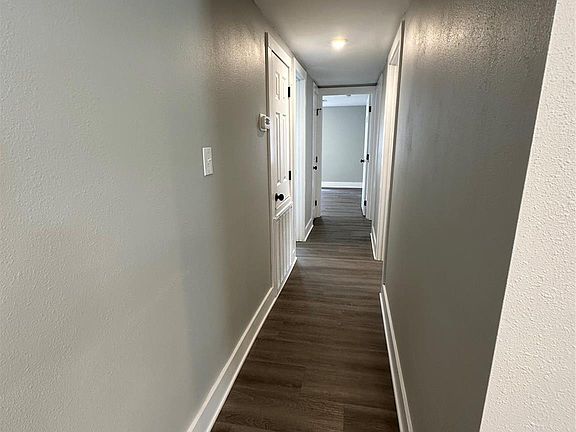 3rd image of 375 Hayes Rd