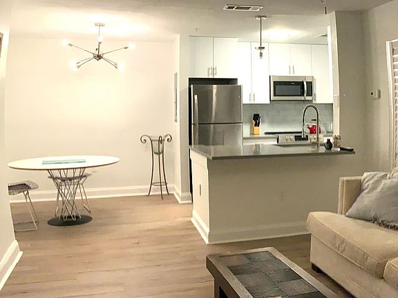 4th image of 850 S Tamiami Trl #5