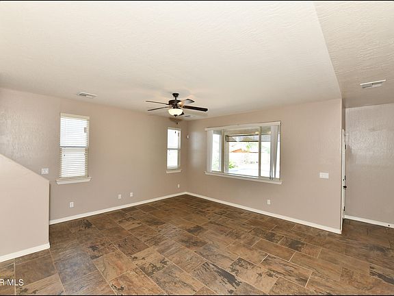 3rd image of 217 S South Stoneside Dr