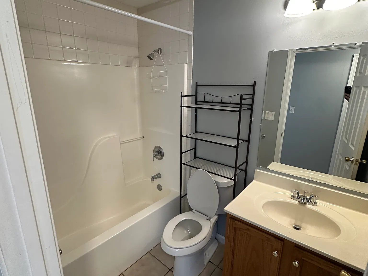 South St Duplex — Photo 4