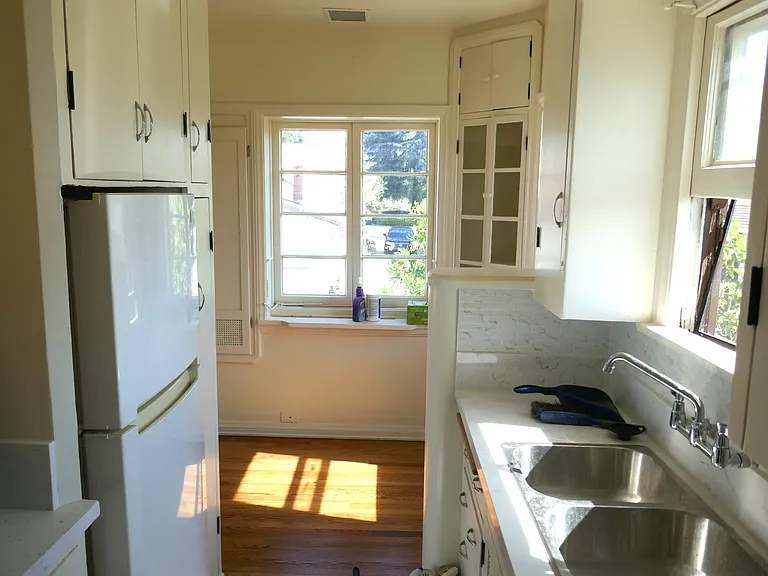 600 W Woodruff Ave #A — Photo 6