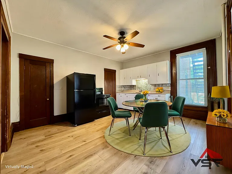 628 N Main St — Photo 11