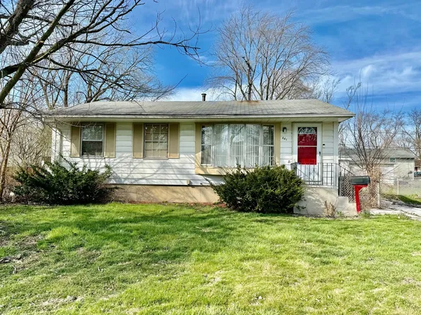 441 E Birch Dr, Glenwood, IL 60425