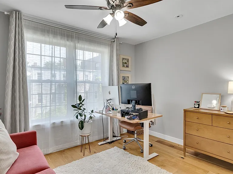 10 Everett St #304 — Photo 25
