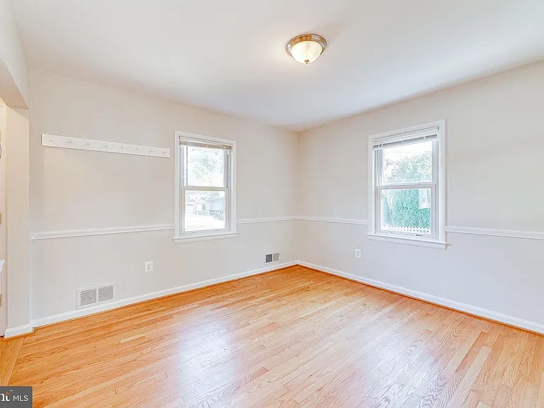 2414 Key Blvd — Photo 8