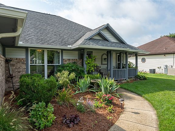 5th image of 2520 Countryside Dr