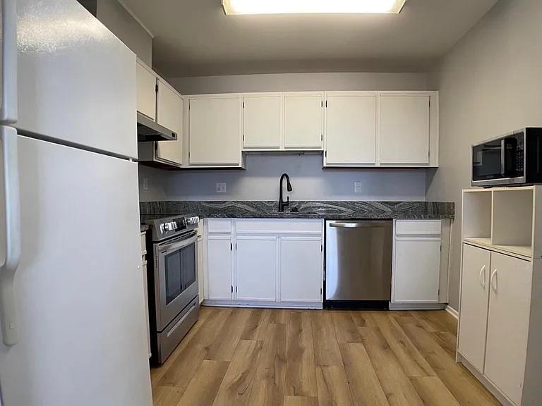 1401 Key Pkwy #1-204 — Photo 15