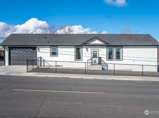 55 Evergreen St S, Soap Lake, WA 98851