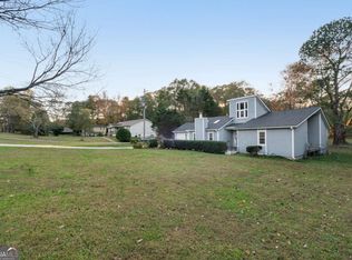 78 6th St, Emerson, GA 30137