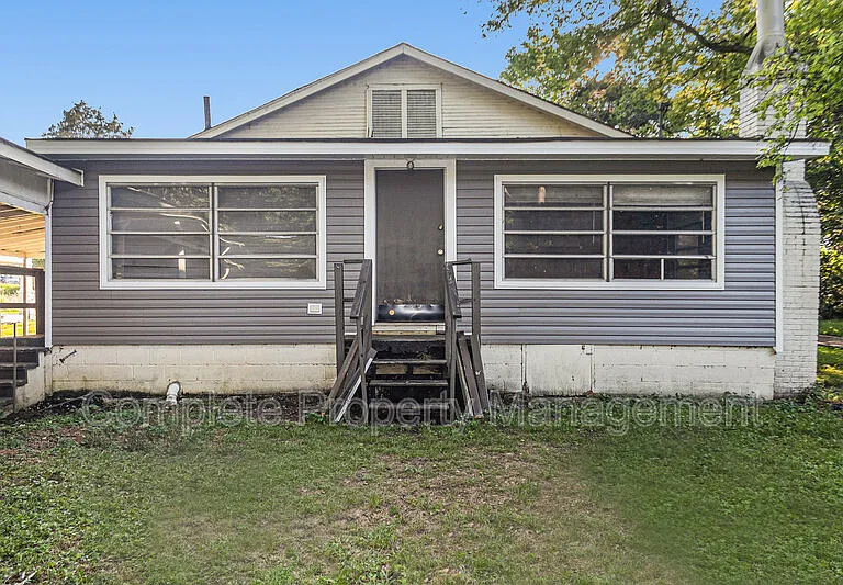 104 Henley St — Photo 10