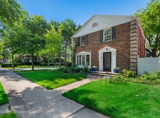 2858 W Rascher Ave, Chicago, IL 60625