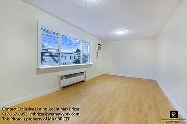 Rented by R New York