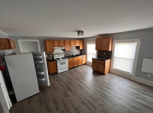 9 Franklin St #B, Brandon, VT 05733