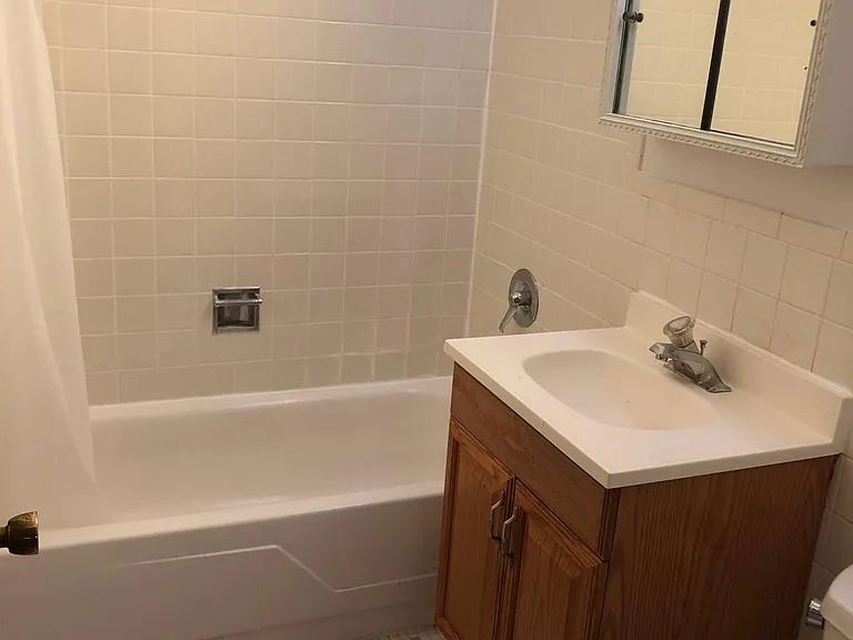 8970 N Parkside Ave — Photo 2