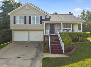 4002 Parks Rd, Flowery Branch, GA 30542