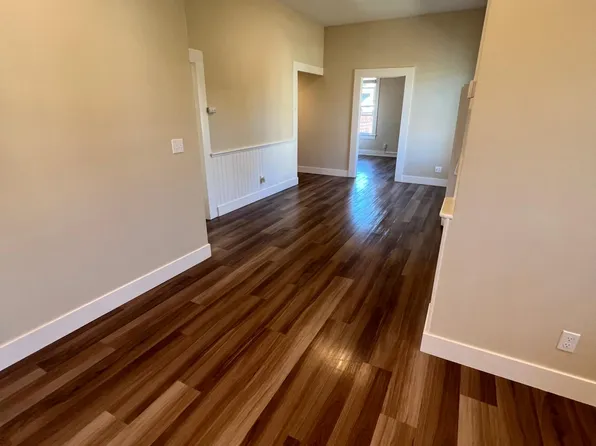 257 Van Buren St #E, Monterey, CA 93940