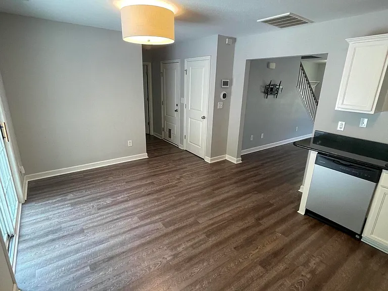 146 Broadleaf Dr — Photo 11
