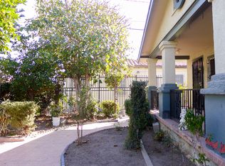 3111 8th Ave, Los Angeles, CA 90018