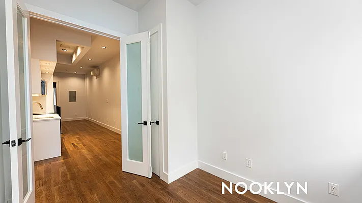 Rented by Nooklyn NYC LLC | media 8