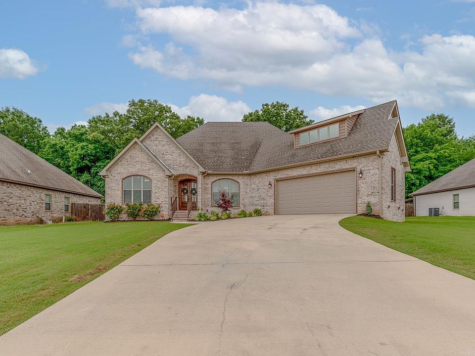 1st image of 105 Gulley Dr