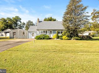 3 Applegate Ln, New Egypt, NJ 08533