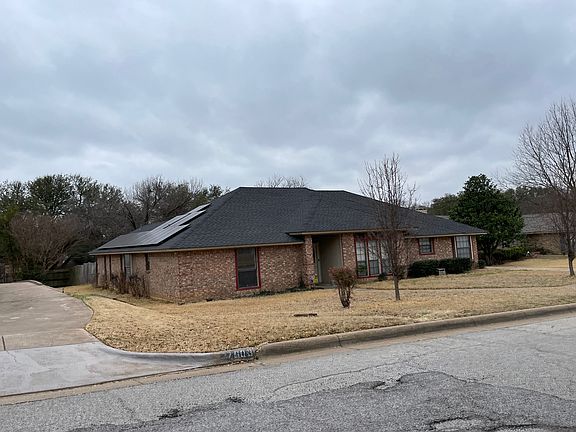 3rd image of 7604 Briar Cove Ct