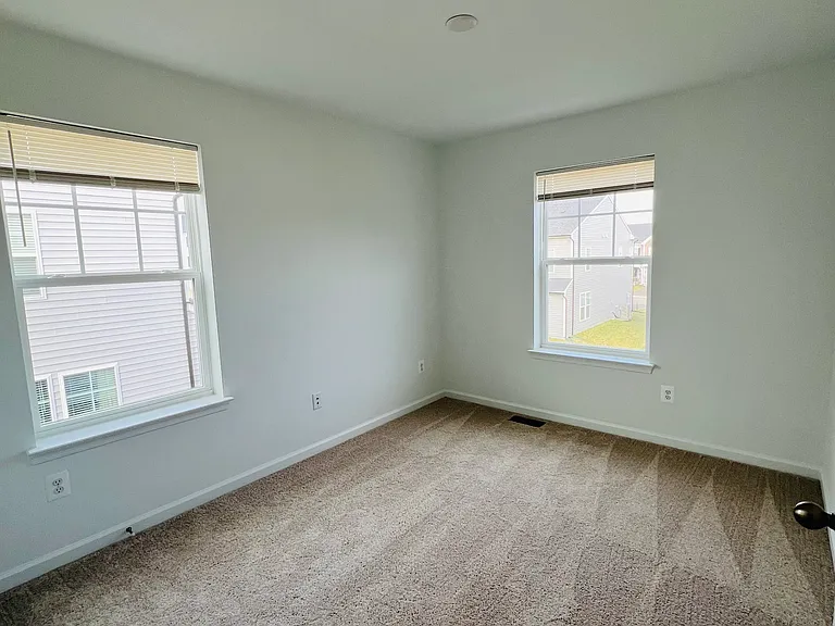 18 Bruton Ln — Photo 20