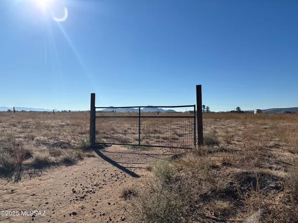 E Chiricahua Dr #120, Pearce, AZ 85625