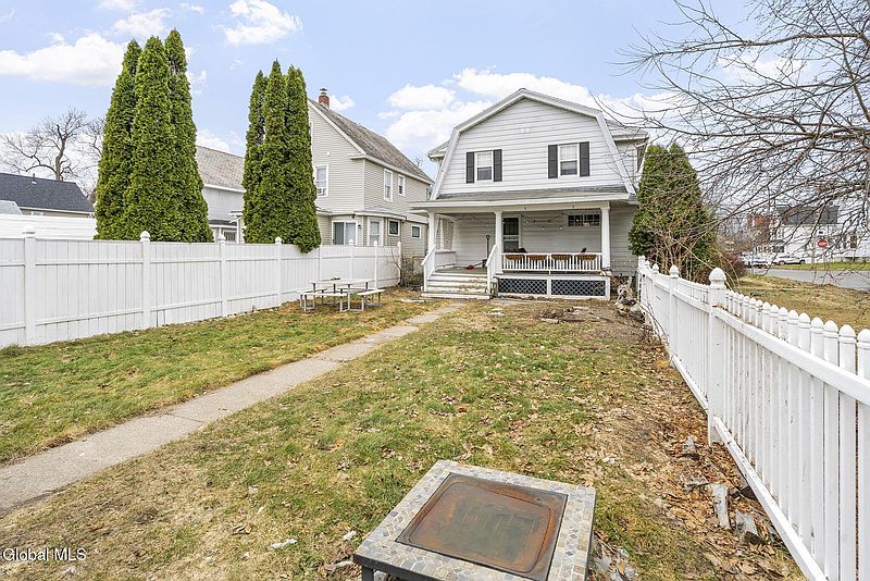 5th image of 1301 Belmont Avenue