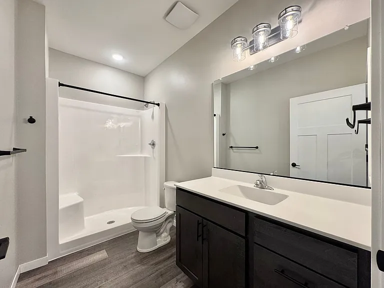 767 Meridian St — Photo 50