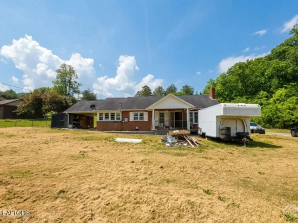 5677 Lone Mountain Rd, New Tazewell, TN 37825