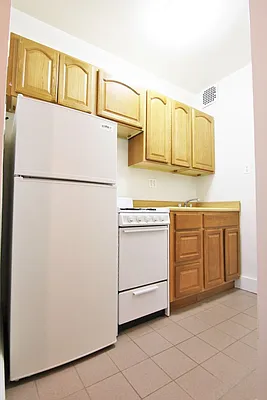 Rented by JK Dansar Corp | media 23