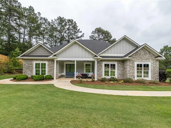 387 Lee Road 326, Smiths Station, AL 36877