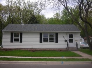 1710 Johnson St, Albert Lea, MN 56007