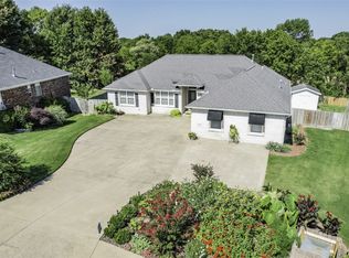 500 SW Duke Ave, Bentonville, AR 72712