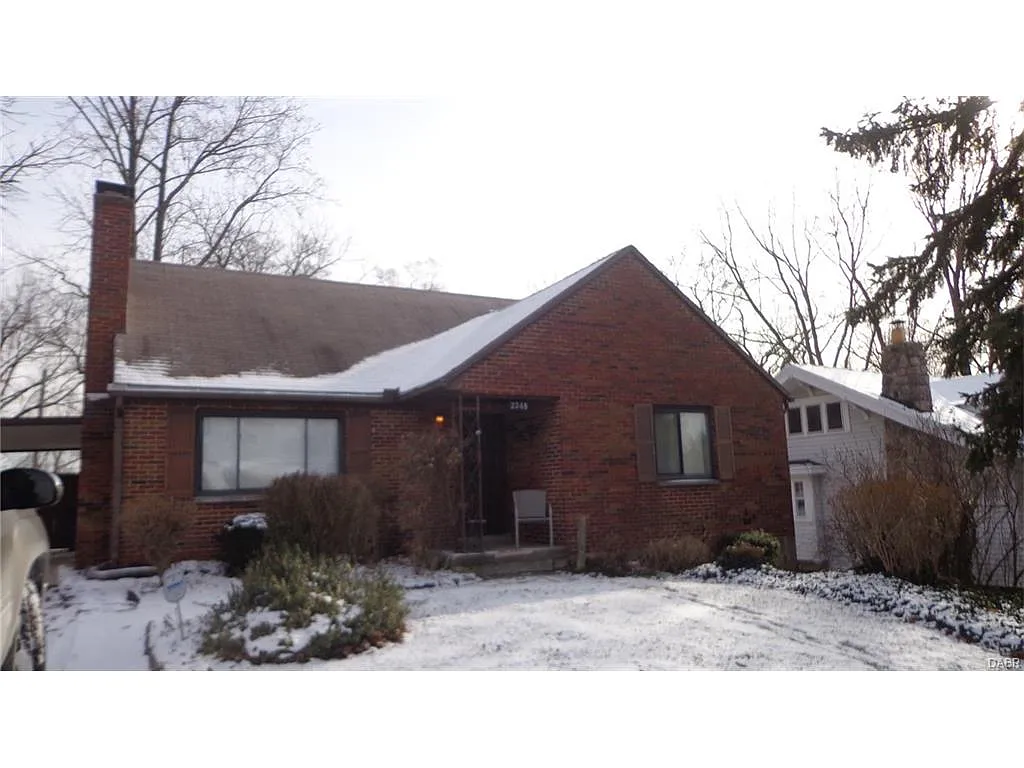 2348 Mayfair Rd photo 1
