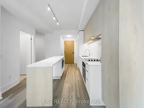 89 Church St #4902 Photo 1