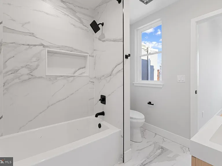 713 S 58th St — Photo 15