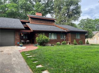 517 Glen Arbor Rd, Kansas City, MO 64114