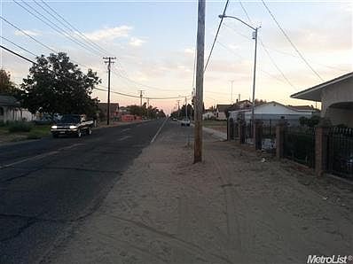 2nd image of 9455 Hinton Ave