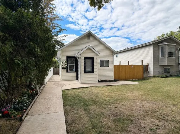413 L AVENUE N, Saskatoon, SK S7L 2P6