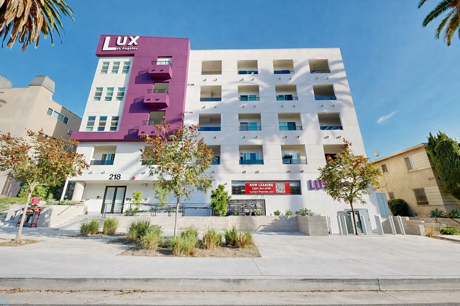 Lux Los Angeles — Photo 3