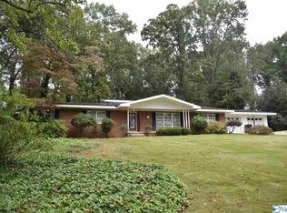 217 Azalea Dr, Gadsden, AL 35901